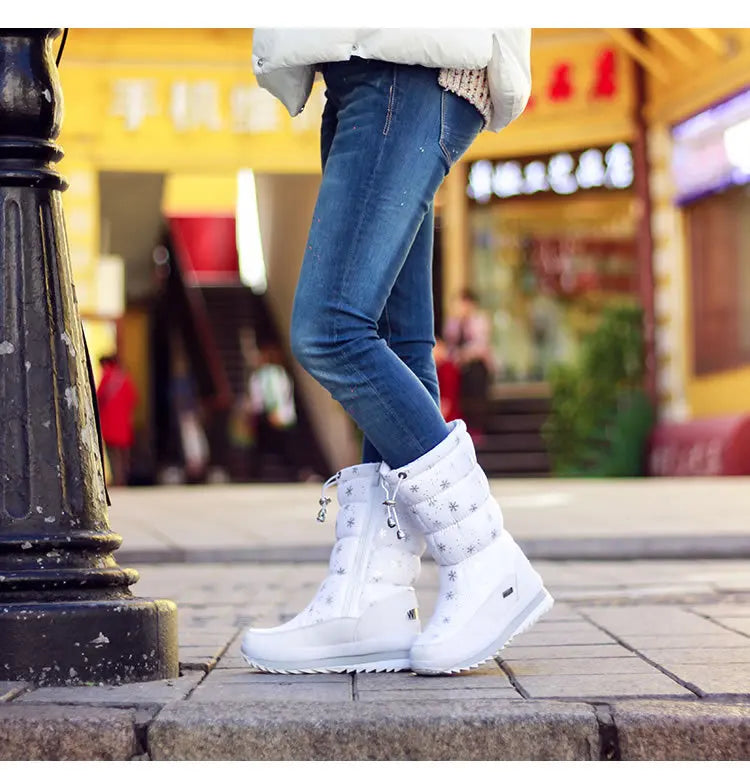 Women’s Mid-Calf Snow Boots